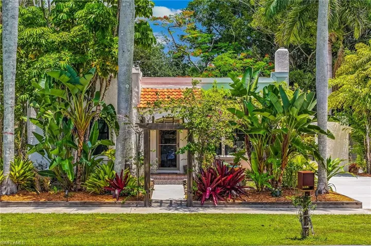 1717 Sunset Pl, Fort Myers, Florida 33901