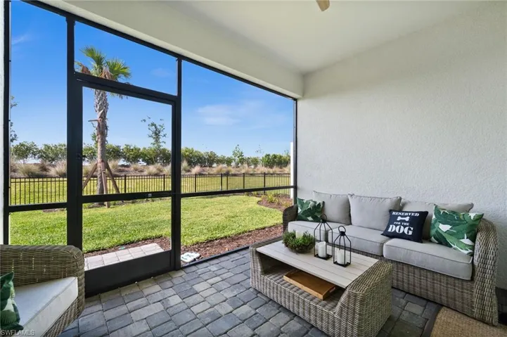 Sunroom / solarium with outdoor lounge area