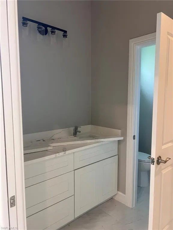 6021 Lindbrook AVE, Fort Myers, FL 33905,2025000001