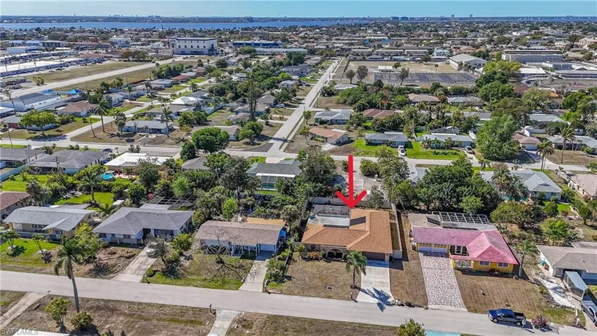 1314 SE 43rd  TER, Cape Coral, FL 33904