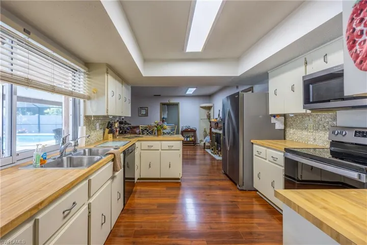 1314 SE 43rd  TER, Cape Coral, FL 33904