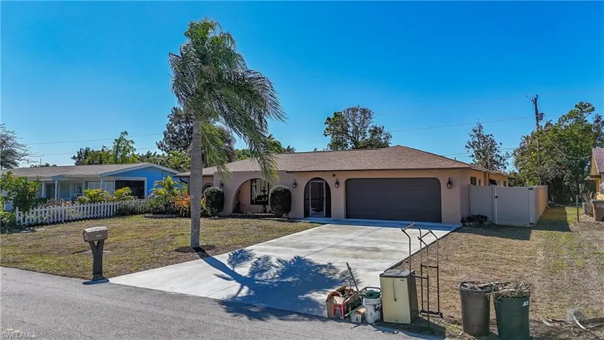 1314 SE 43rd  TER, Cape Coral, FL 33904