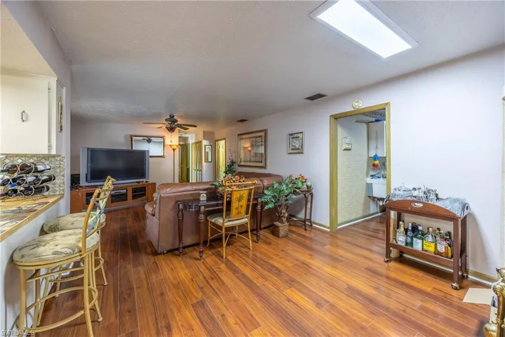 1314 SE 43rd  TER, Cape Coral, FL 33904