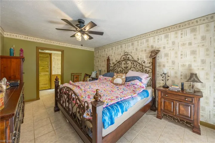 1314 SE 43rd  TER, Cape Coral, FL 33904