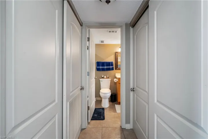 1700 Pine Valley Dr 208, Fort Myers, Florida 33907