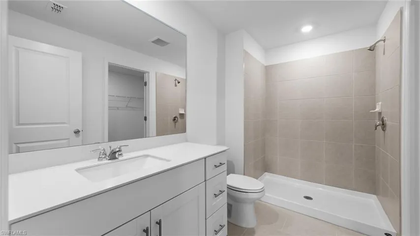 219  Peerless  ST, Lehigh Acres, FL 33974