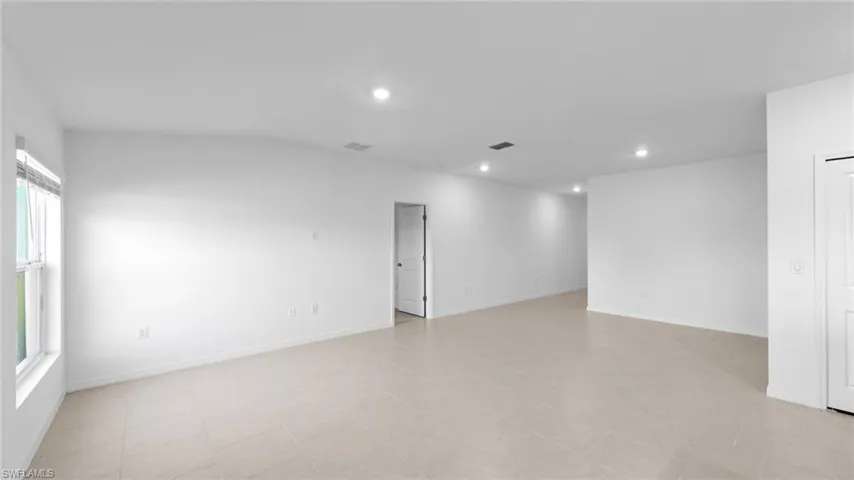 219  Peerless  ST, Lehigh Acres, FL 33974