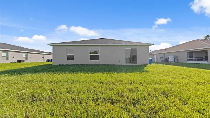 219  Peerless  ST, Lehigh Acres, FL 33974