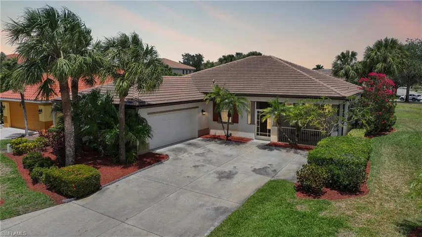 11700  Pine Timber  LN, Fort Myers, FL 33913