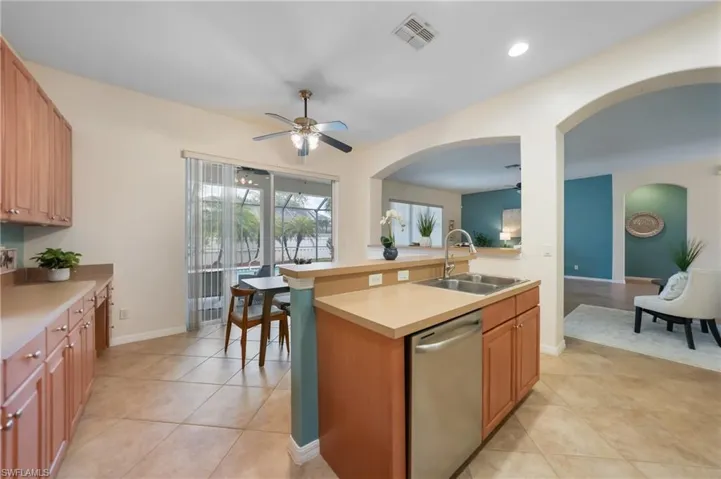 11700  Pine Timber  LN, Fort Myers, FL 33913