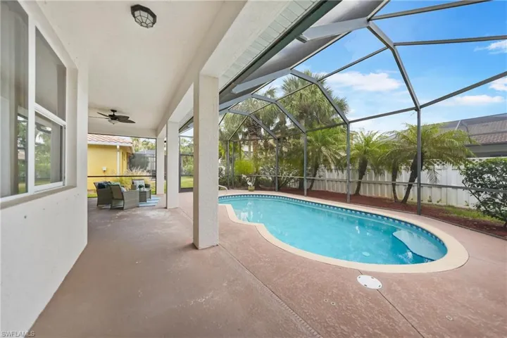 11700  Pine Timber  LN, Fort Myers, FL 33913