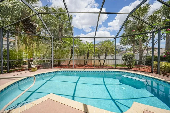 11700  Pine Timber  LN, Fort Myers, FL 33913