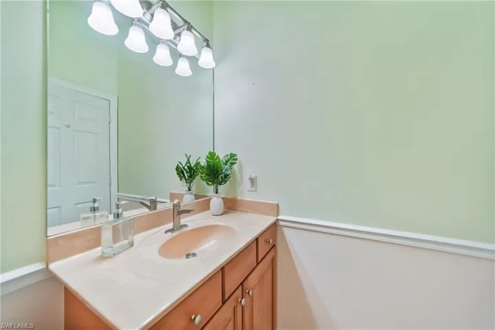 11700  Pine Timber  LN, Fort Myers, FL 33913