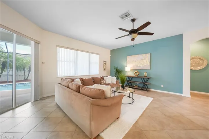 11700  Pine Timber  LN, Fort Myers, FL 33913