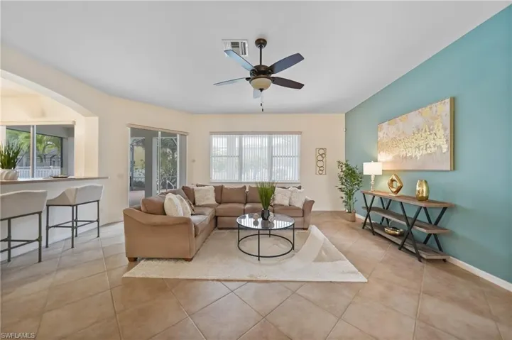11700  Pine Timber  LN, Fort Myers, FL 33913