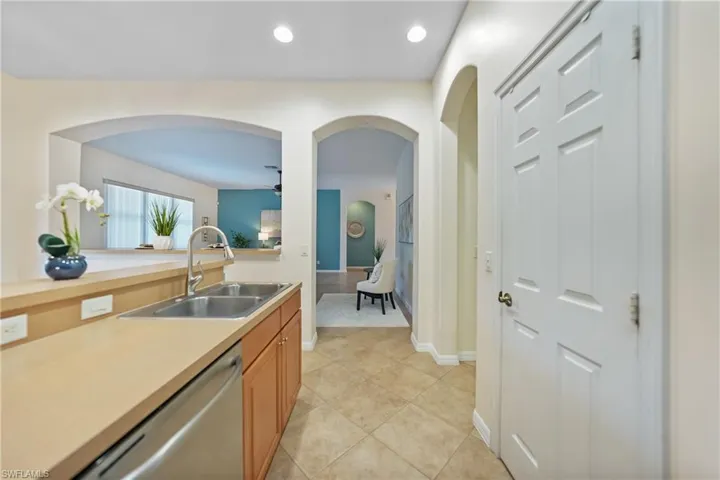 11700  Pine Timber  LN, Fort Myers, FL 33913