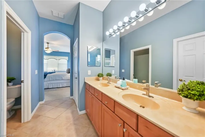 11700  Pine Timber  LN, Fort Myers, FL 33913
