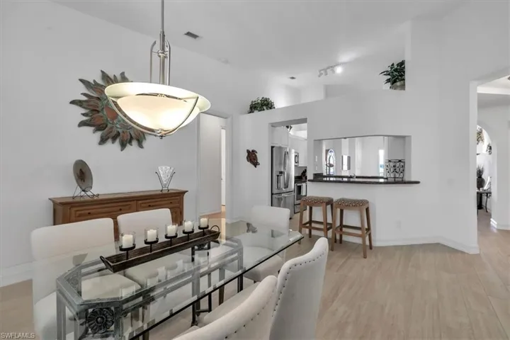765  Bentwater  CIR, Naples, FL 34108