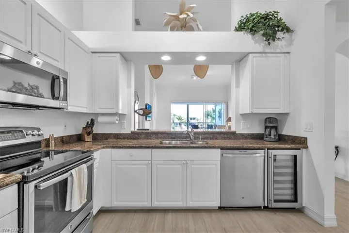 765  Bentwater  CIR, Naples, FL 34108