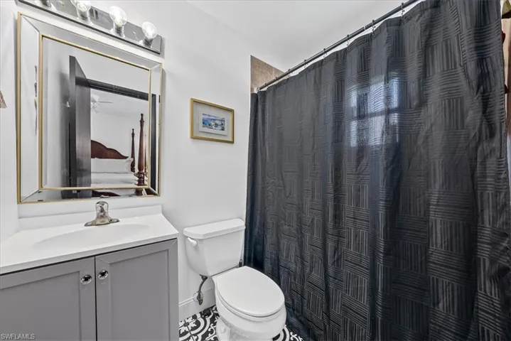 4027  Mindi  AVE, Naples, FL 34112