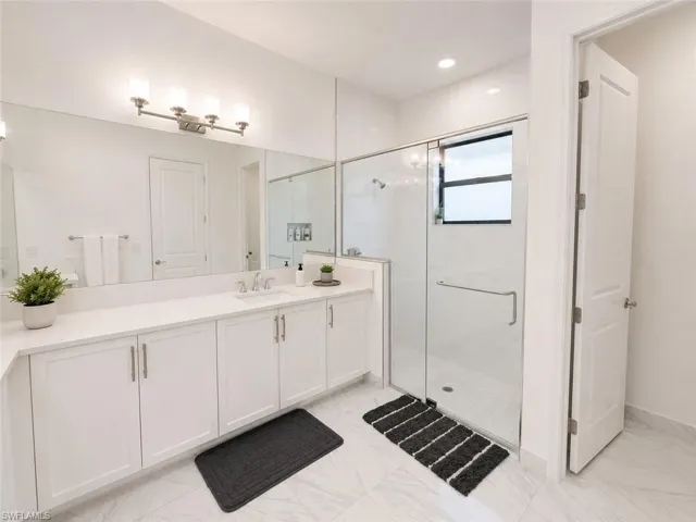 20202 Ainsley St, Estero, Florida 33928
