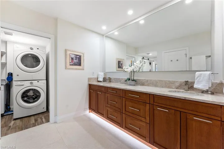 6001  Pelican Bay  BLVD, Naples, FL 34108
