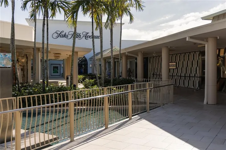 6001  Pelican Bay  BLVD, Naples, FL 34108