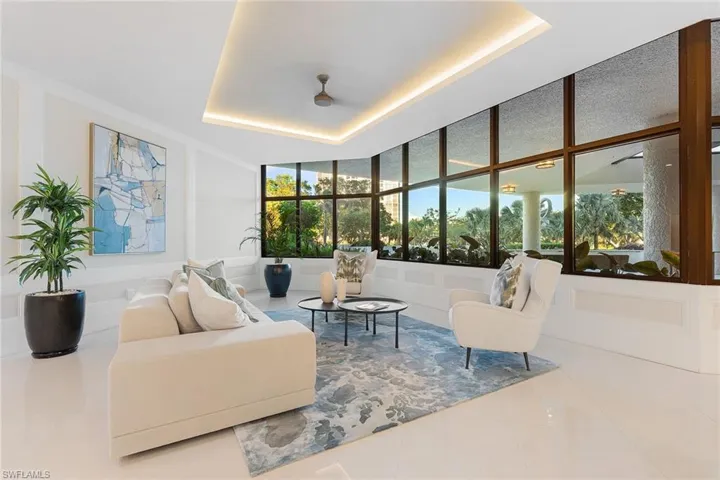 6001  Pelican Bay  BLVD, Naples, FL 34108