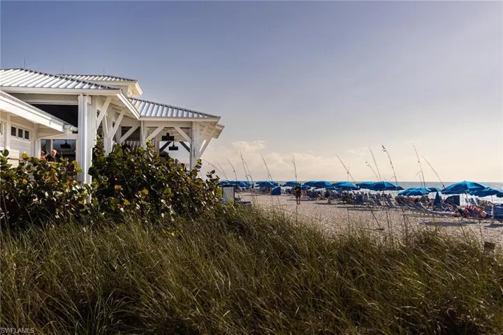 6001  Pelican Bay  BLVD, Naples, FL 34108