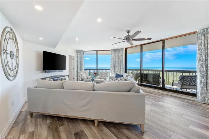 6001  Pelican Bay  BLVD, Naples, FL 34108