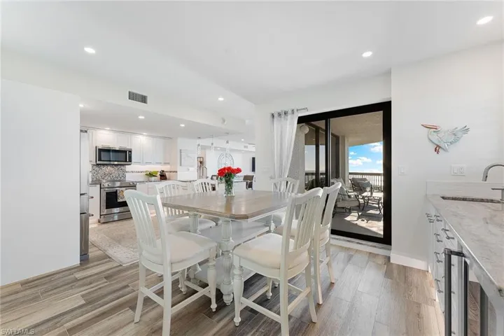 6001  Pelican Bay  BLVD, Naples, FL 34108