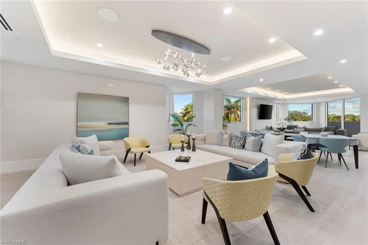 6001  Pelican Bay  BLVD, Naples, FL 34108