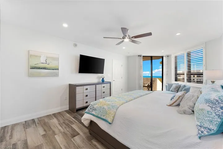 6001  Pelican Bay  BLVD, Naples, FL 34108