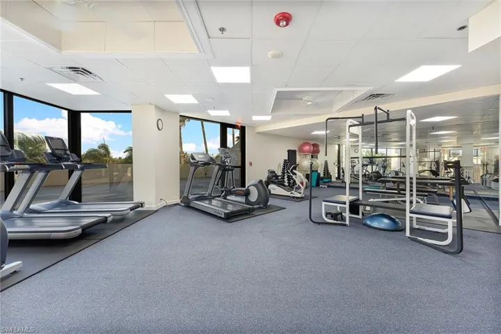 6001  Pelican Bay  BLVD, Naples, FL 34108