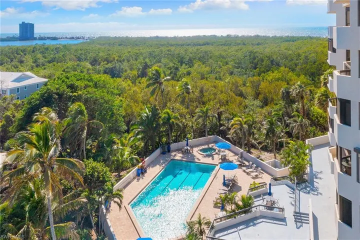 6001  Pelican Bay  BLVD, Naples, FL 34108