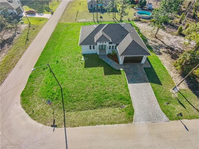 814 Fullerton Ave S, Lehigh Acres, Florida 33974