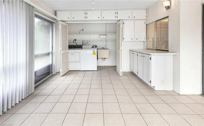 5777  Littlestone  CT, North Fort Myers, FL 33903