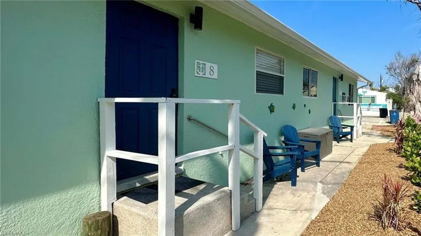 236 Fairweather Ln, Fort Myers Beach, Florida 33931