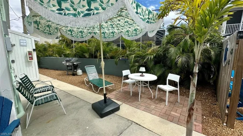 236 Fairweather Ln, Fort Myers Beach, Florida 33931