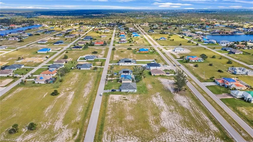 4426 NW 32nd  ST, Cape Coral, FL 33993