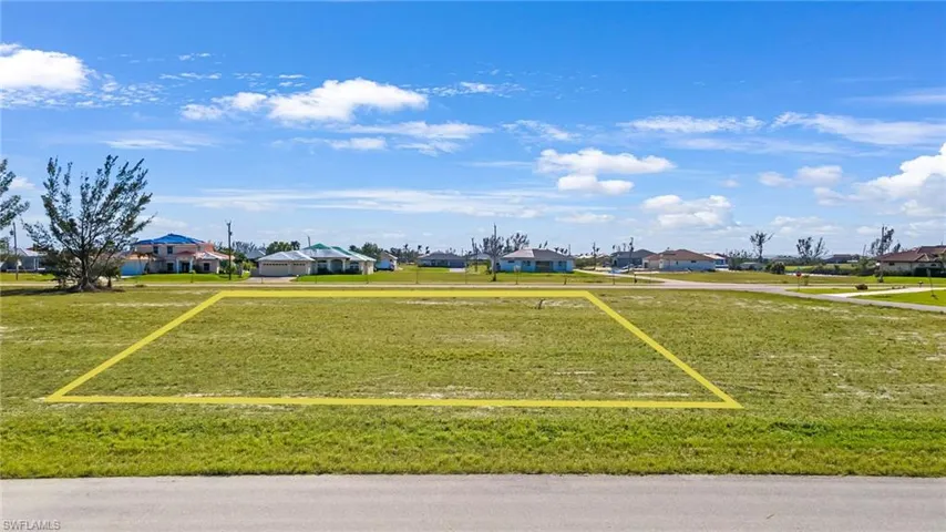 4426 NW 32nd  ST, Cape Coral, FL 33993