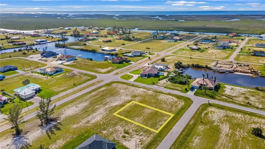 4426 NW 32nd  ST, Cape Coral, FL 33993