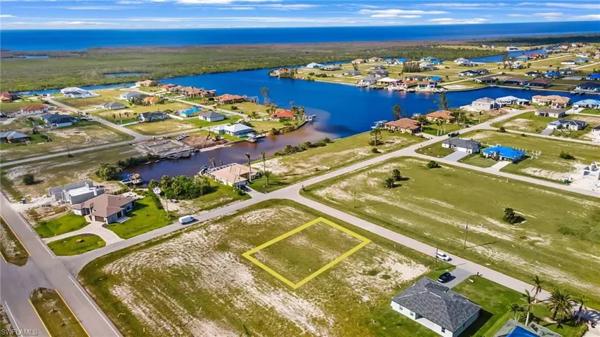 4426 NW 32nd  ST, Cape Coral, FL 33993