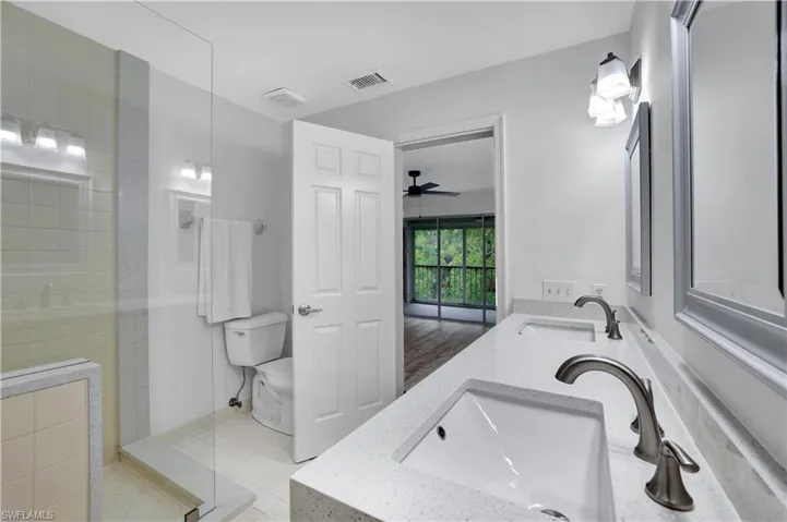 5895  Chanteclair  DR, Naples, FL 34108