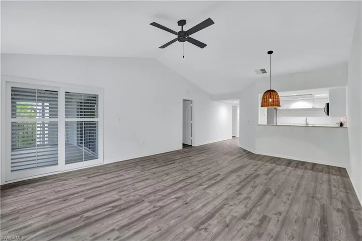 5895  Chanteclair  DR, Naples, FL 34108