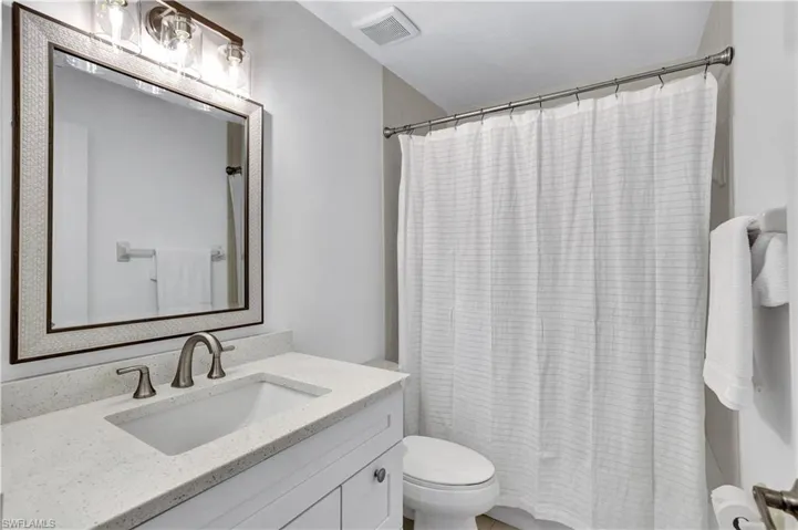 5895  Chanteclair  DR, Naples, FL 34108