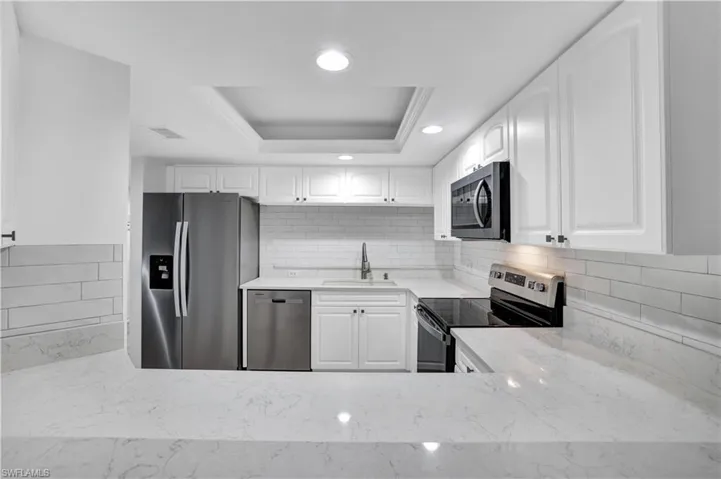 5895  Chanteclair  DR, Naples, FL 34108