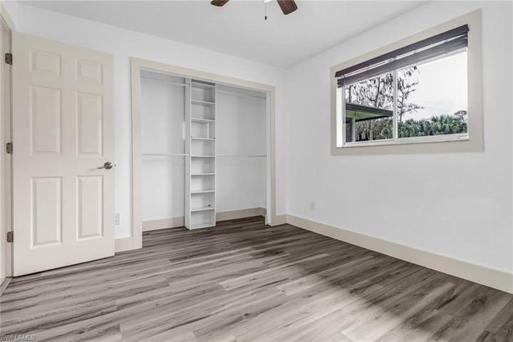1031  19th SW ST, NAPLES, FL 34117