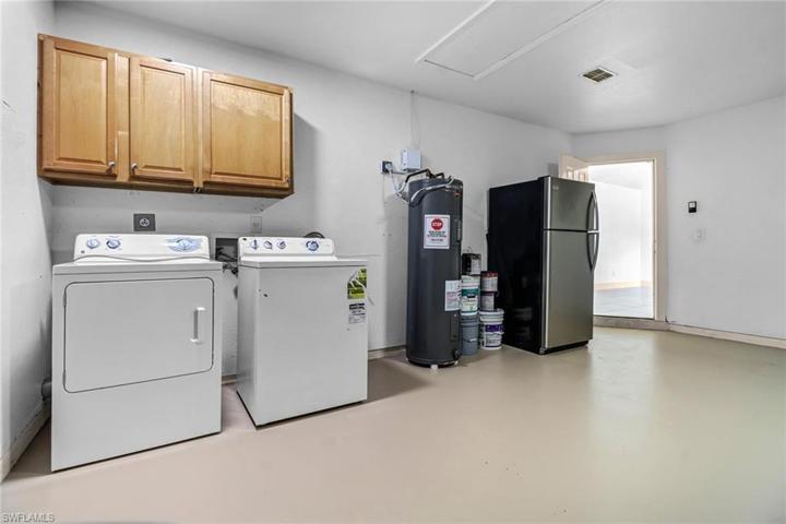 1031  19th SW ST, NAPLES, FL 34117