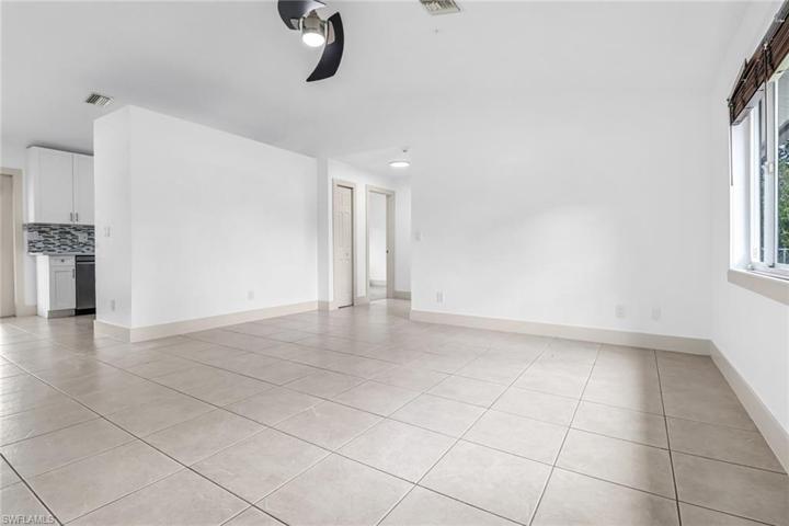 1031  19th SW ST, NAPLES, FL 34117